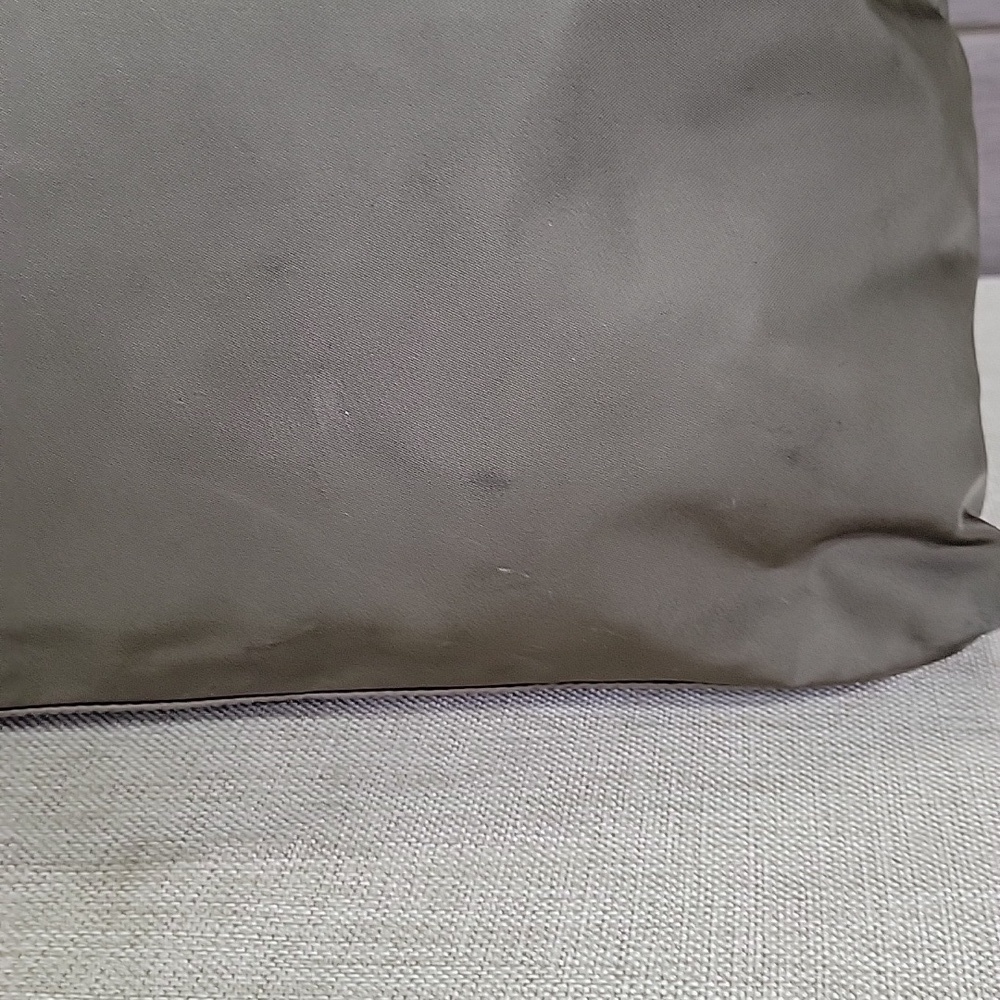 Tumi Olive Green Nylon Crossbody Shoulder Bag - Picture 6 of 16